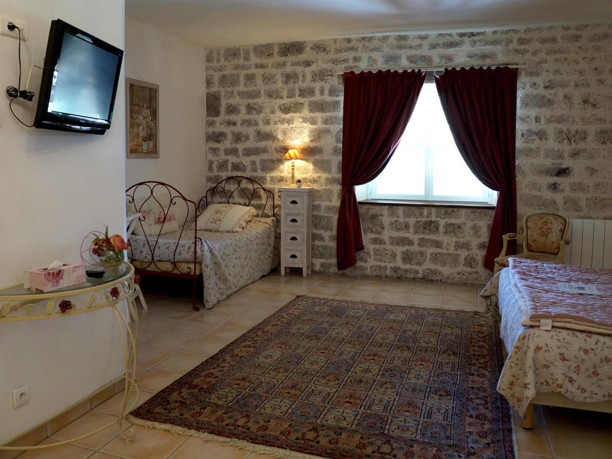 Domaine Des Chais Thénac Dış mekan fotoğraf