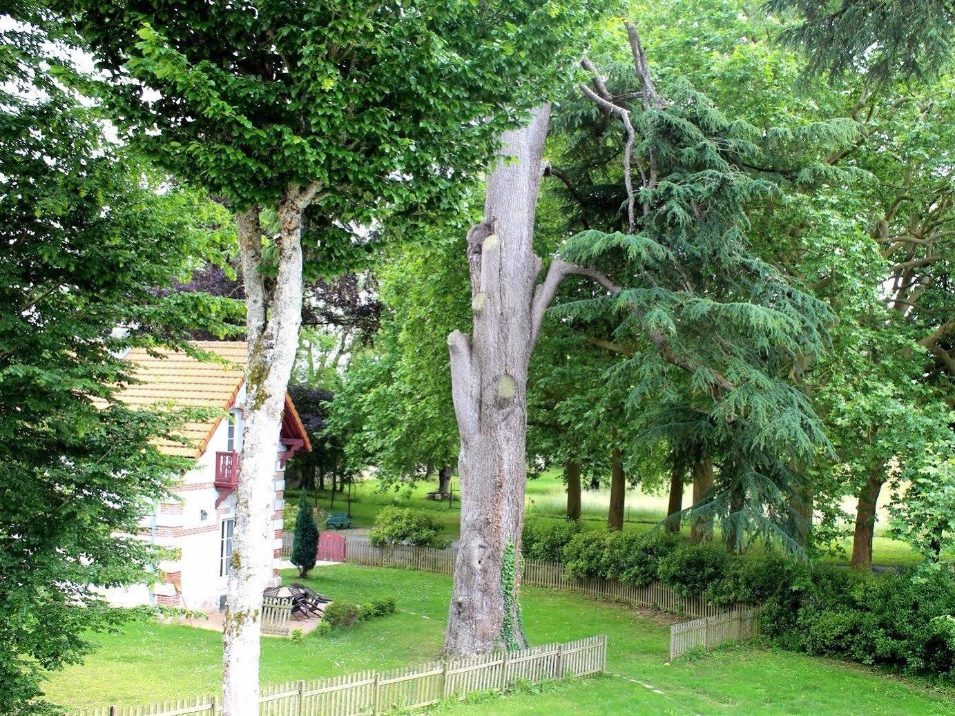 Domaine Des Chais Thénac Dış mekan fotoğraf